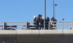 Tunisie : Tentative de suicide d’un jeune à l’Avenue Habib Bourguiba