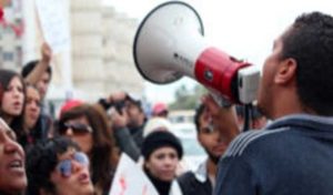 Tunisie : Des commerçants protestent devant la mairie de Sousse