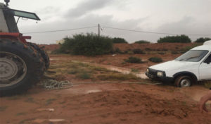 Tunisie – Photo : Plusieurs régions coupées à cause des eaux pluviales à Tataouine