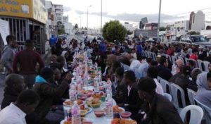 Tunisie – Raoued : Iftar en l’honneur des familles d’immigrés subsahariens