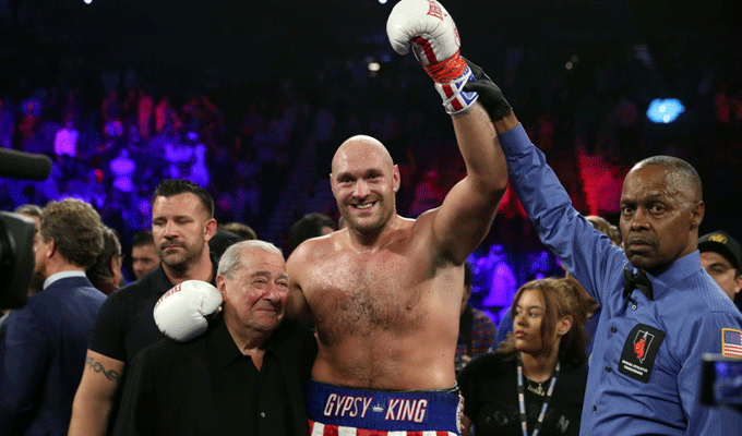 Le Britannique Tyson Fury bat l’Allemand Tom Schwarz