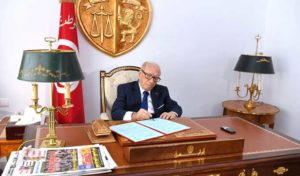 Tunisie: Le président de la République signe le décret convoquant le corps électoral