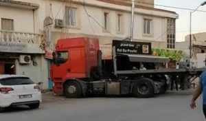 Zaghouan: Une catastrophe évitée de justesse après la collision d’un poids lourd avec un pylône électrique