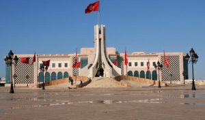 Tunisie : Sit-in des chauffeurs de taxi à la Kasbah