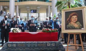 Tunisie – Cité de la Culture: Le chef du gouvernement prononce l’oraison funèbre de la chanteuse Naama