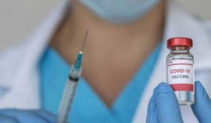 DIRECT SANTÉ – Coronavirus: Une nouvelle dose de rappel pour les personnes vulnérables à partir du 17 octobre en cours