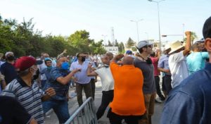 Tunisie – Le Bardo : Les partisans de Saïed et d’Ennahdha devant l’ARP