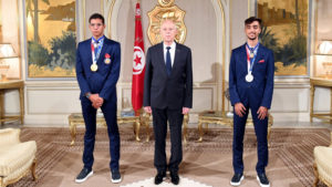Ayoub Hafnaoui et Khalil Jendoubi décorés par le président de la République