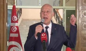 Tunisie : Saïed empêché d’approcher la foule pour cette raison