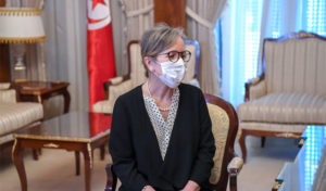 Une première en Tunisie, une femme à la tête du gouvernement