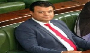Anouar Ben Chahed solidaire avec ses collègues députés sans emploi