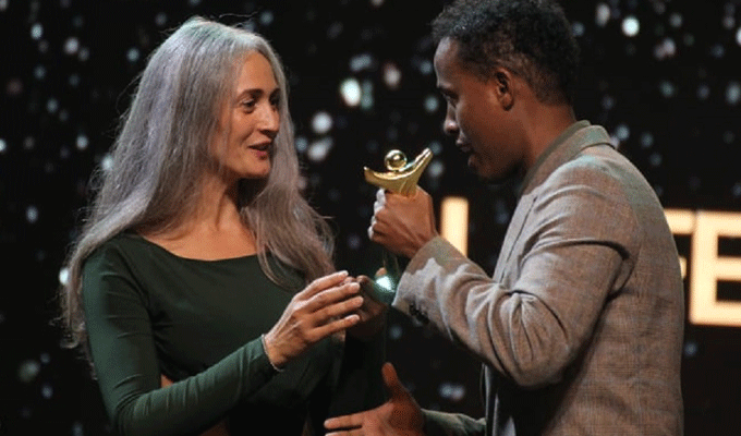 Palmarès des JCC: ” Feathers ” de l’Egyptien Omar Zohairy remporte le Tanit d’or