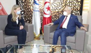 Tunisie : Rached Ghannouchi reçoit le nouvel ambassadeur britannique (photos)