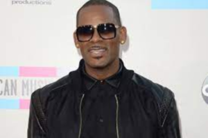 USA : R Kelly, la star du R&B, condamné à trente ans de prison pour des crimes sexuels