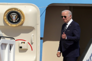 Biden entame un voyage sensible en Arabie saoudite