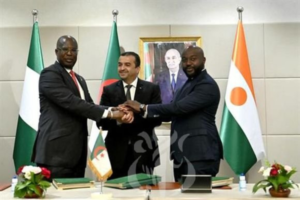 Le Nigeria, l’Algérie et le Niger signent un protocole d’accord pour un gazoduc saharien