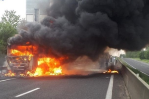 Un camion-citerne en Libye explose et fait 9 morts et 76 blessés
