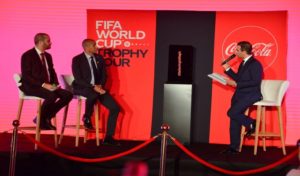 La Tunisie accueille le trophée de la Coupe du Monde de la FIFA™ ainsi que la légende du football David Trezeguet