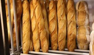 Le groupement professionnel des boulangeries modernes décide de reprendre lundi son sit-in de protestation
