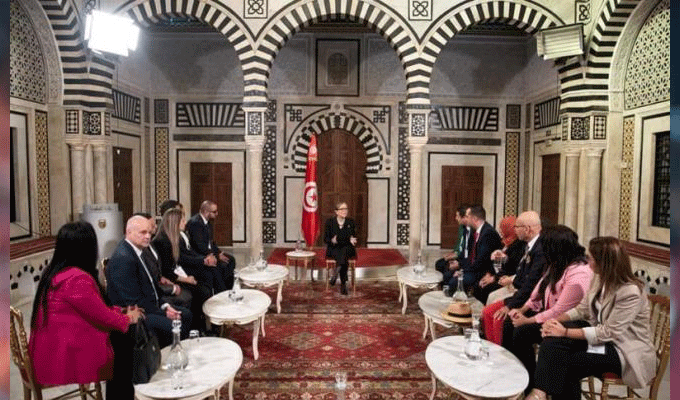 Najla Bouden reçoit la délégation des élus issus de la diaspora tunisienne
