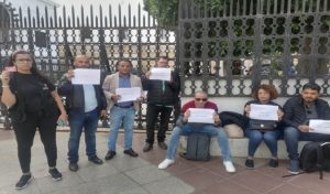 Tunisie : sit-in ouvert des journalistes devant le siège de la Kasbah