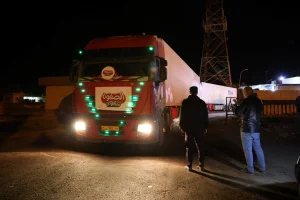 Libye : Envoi de 170 camions d’aides alimentaires à la Tunisie