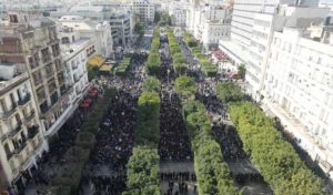 Voici des photos aériennes des manifs à l’avenue Habib Bourguiba et celle Kheireddine Pacha