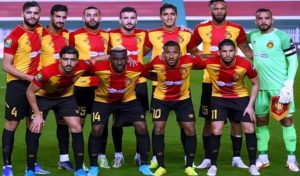 Football – LCA : L’Espérance ST bat la JS Kabylie (1-0) et balise la voie vers les demies