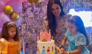 Malgré la séparation: Amira Al Jaziri et Youssef Msakni unis pour la célébration d’anniversaire de leur fille Khadija (Vidéo)