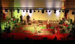 Festival de Gafsa : Conflit entre l’Artiste et les Musiciens Mène à l’Arrêt du Spectacle d’Othman Ghellala