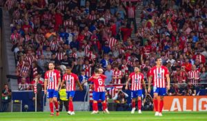Espagne: l’Atlético bat Séville (1-0) et rejoint Barcelone à la 3e place