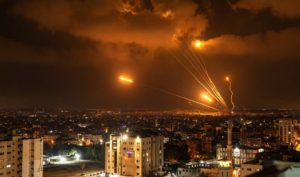 Tel-Aviv secouée par des explosions après des frappes palestiniennes