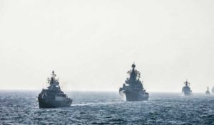 L’Inde déploie 3 navires équipés de missiles guidés après une attaque au large de ses côtes