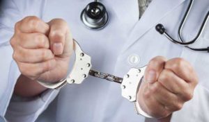 Tunisie: Suspension de cadres médicaux et administratifs à l’hôpital Abderrahman Mami pour cette raison