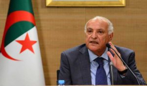 Le ministre algérien des Affaires étrangères en visite à Tunis