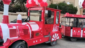 Un train touristique gratuit pour les enfants à Kasserine