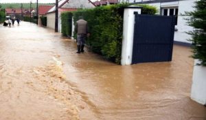 France : des inondations font au moins cinq morts dans le sud du pays