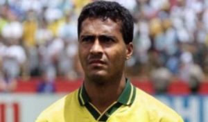 Football – Brésil : à 58 ans, Romario rechausse les crampons