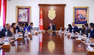 Ahmed Hachani préside un CMR sur les congés de maternité, paternité et parentalité