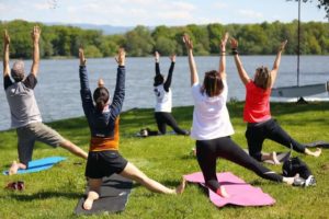 Été et sport : idées d’activités physiques et conseils d’hydratation