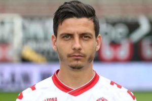 Lari Azouni rejoint l’Espérance Sportive de Tunis pour deux saisons