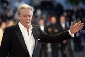 Alain Delon est décédé : une étoile du cinéma s’éteint