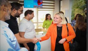 Tetra Pak reçoit la visite de son Excellence l’ambassadrice de Suède