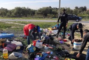 Sousse : les forces de l’ordre empêchent l’établissement de migrants subsahariens dans un quartier résidentiel