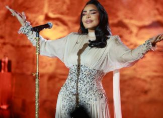 Une robe à 100 000 dinars : Ahlam clôture en beauté le Festival de Carthage 2025
