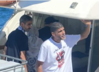 Flottille pour Gaza : malgré le décès de son père, le capitaine du navire Amsterdam poursuit sa route