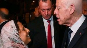 Kaïs Saïed présente ses condoléances à la famille d’un voisin à El Mnihla