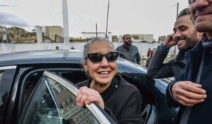 Tunisie: Sonia Dahmani affirme être toujours menacée de prison