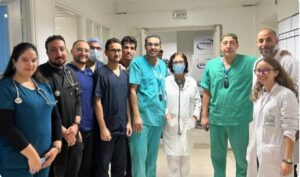 Screenshot_20251208-212421_Facebook Tunisie : première lithotripsie intracoronaire réalisée à l’hôpital Charles Nicolle