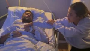 Screenshot_20251209-163921_Facebook Tamer Hosny : son état de santé reste délicat après son opération rénale